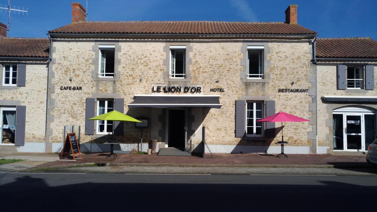 Le Lion D'Or Hotel Avrillé Екстериор снимка